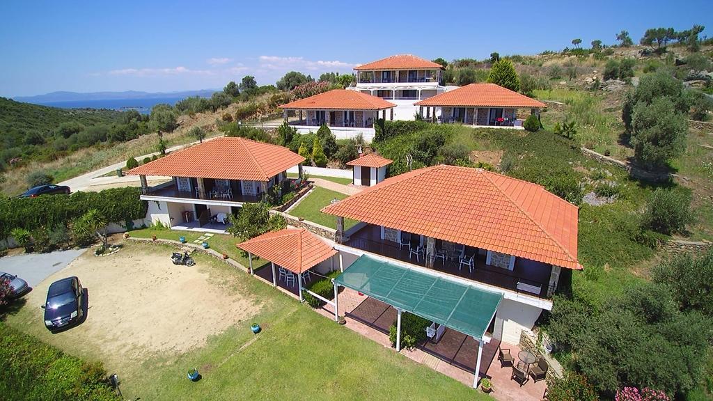 Villas Gemeli Ammouliani Exterior photo